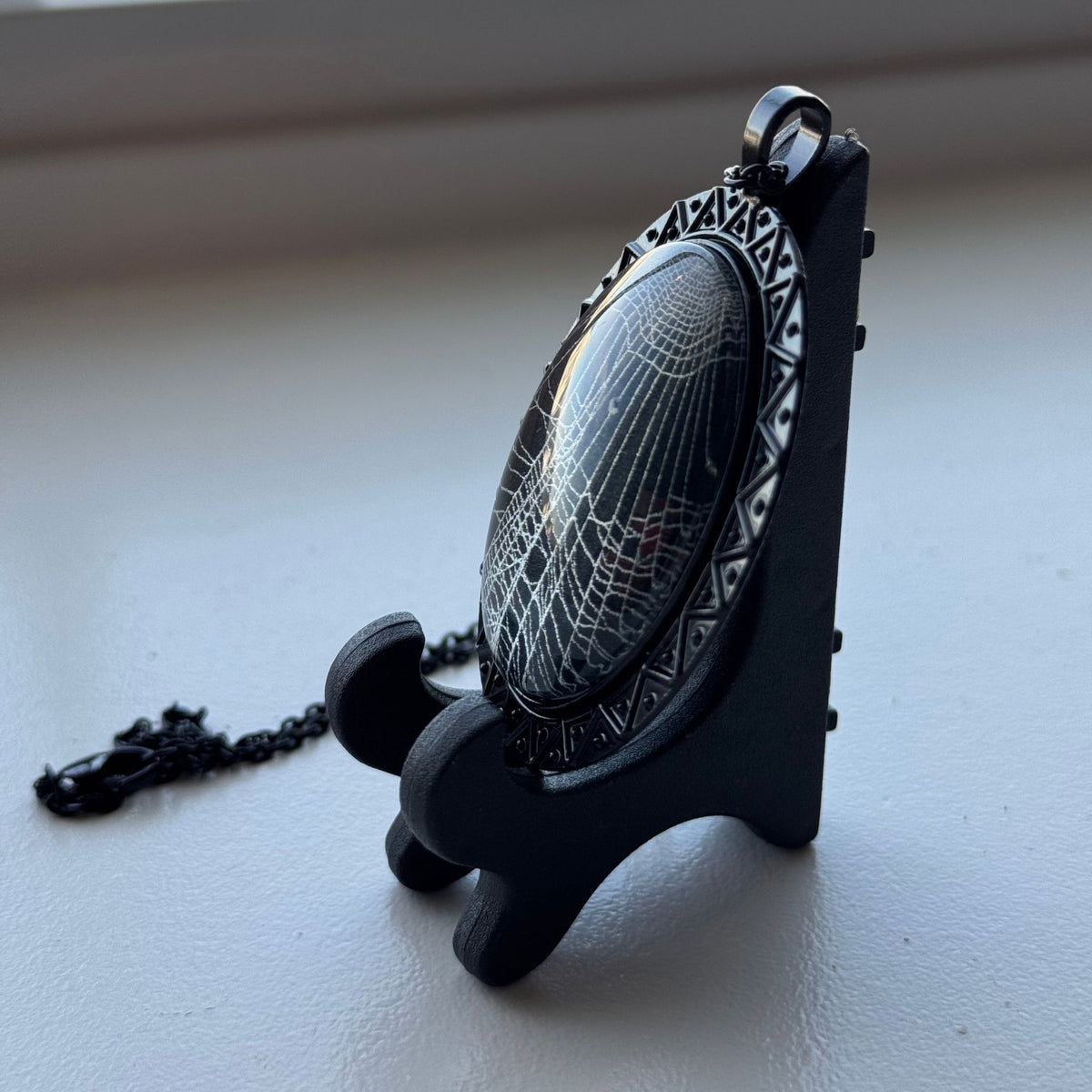 Real Spider Web Cabochon Necklace - Opt. A