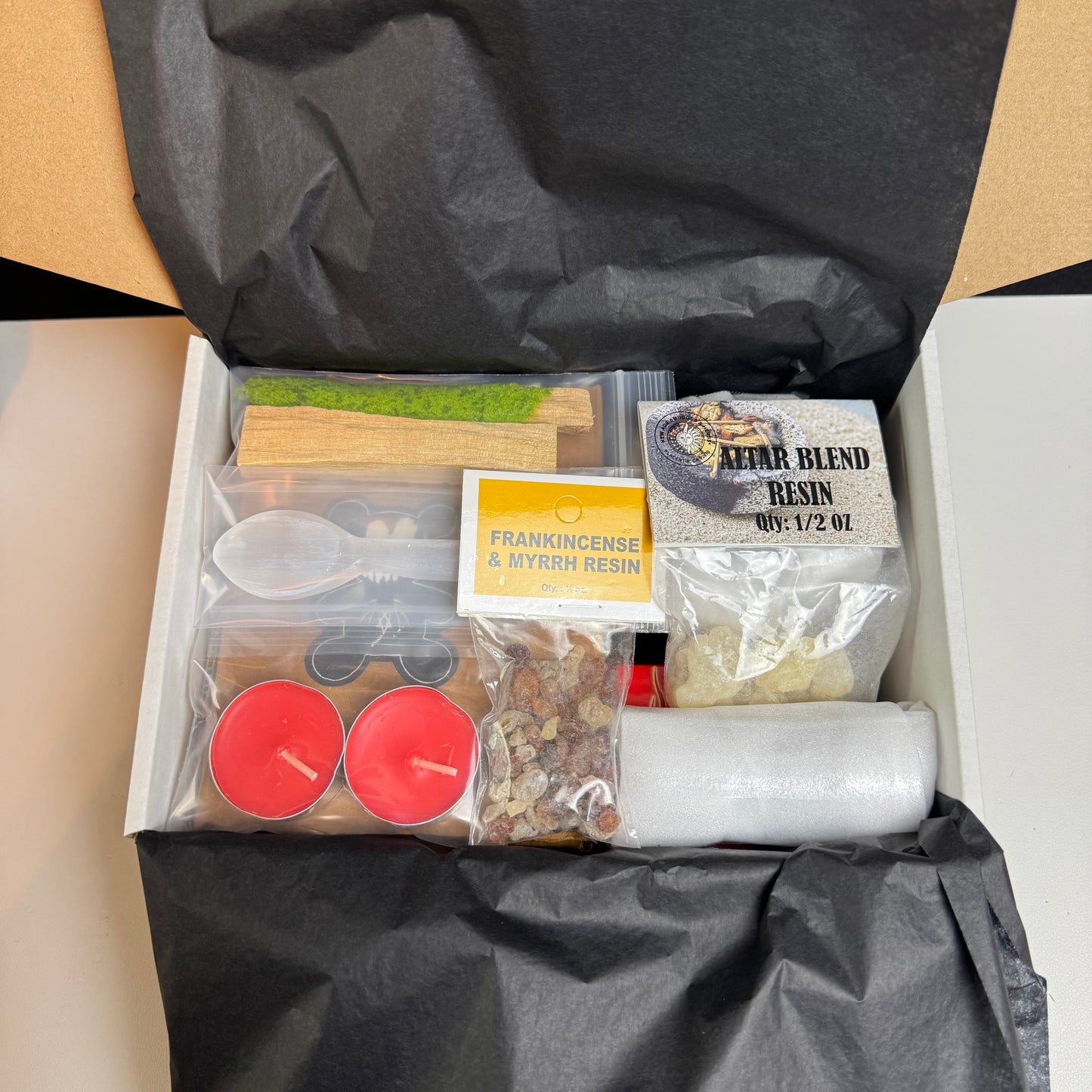 Witchy Gift Package - Cauldron Resin Bundle