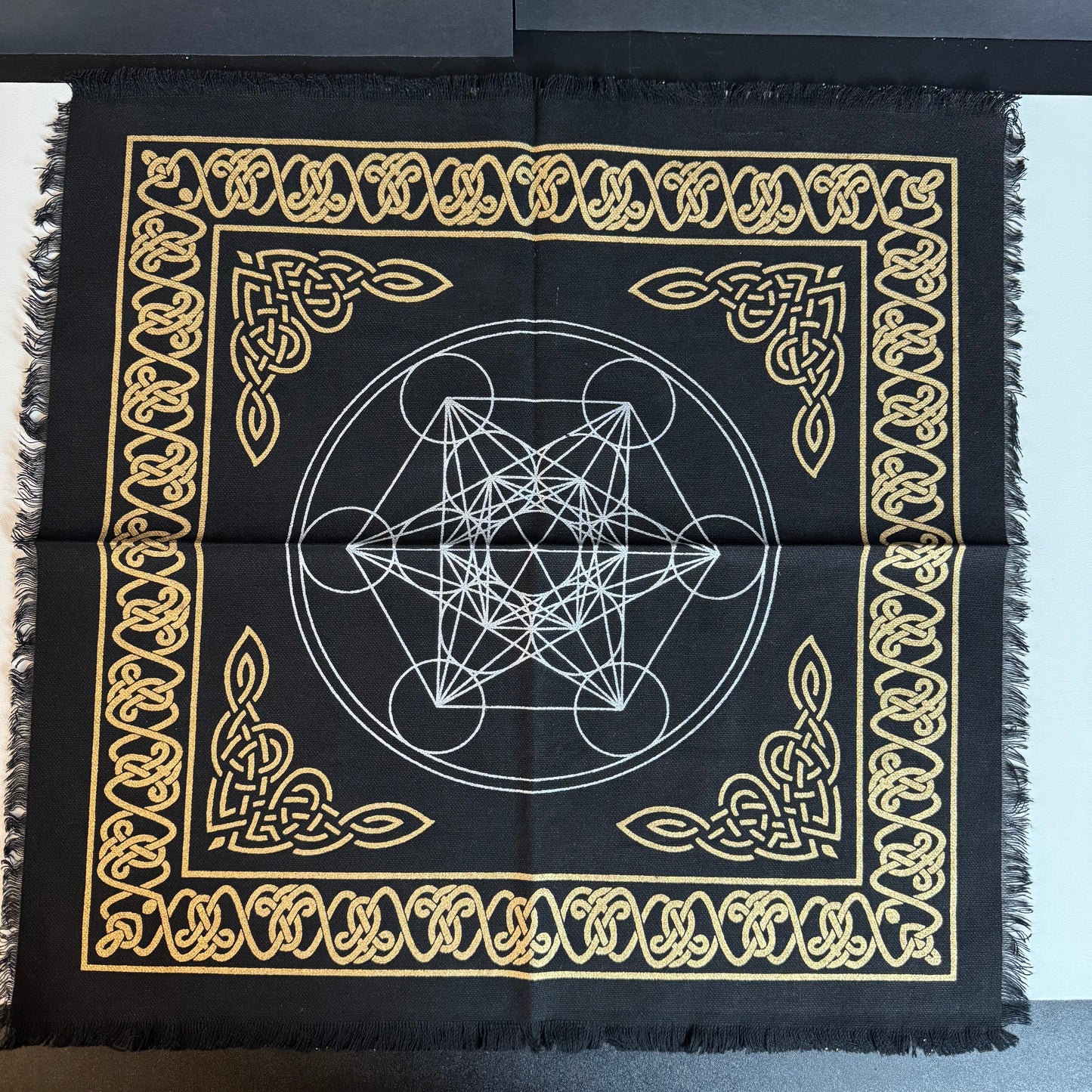 Crystal Grid Cloth - 18" Cotton Metratrons Cube