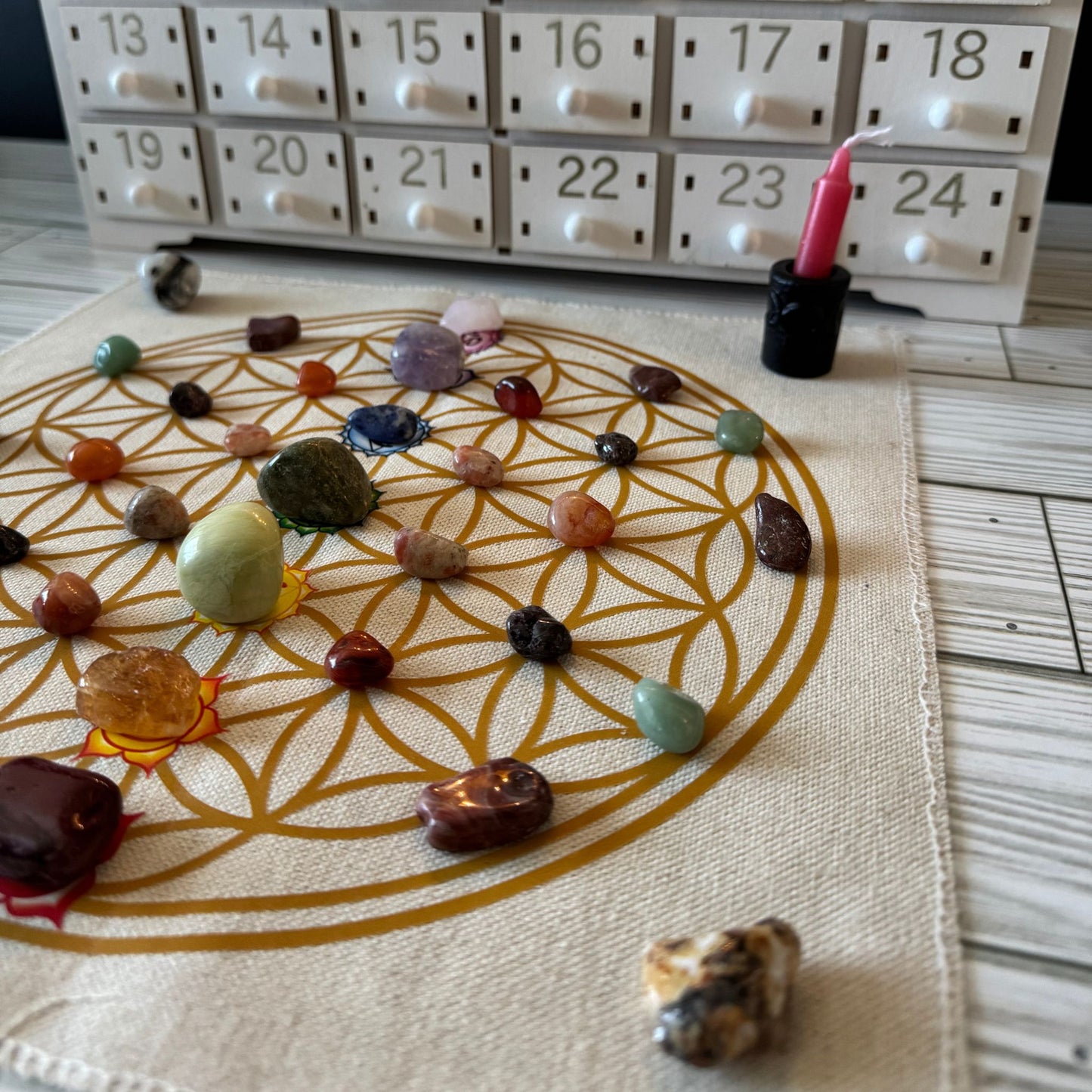 Winter Crystals, Candles & Herbs Advent Calendar for Daily Magic