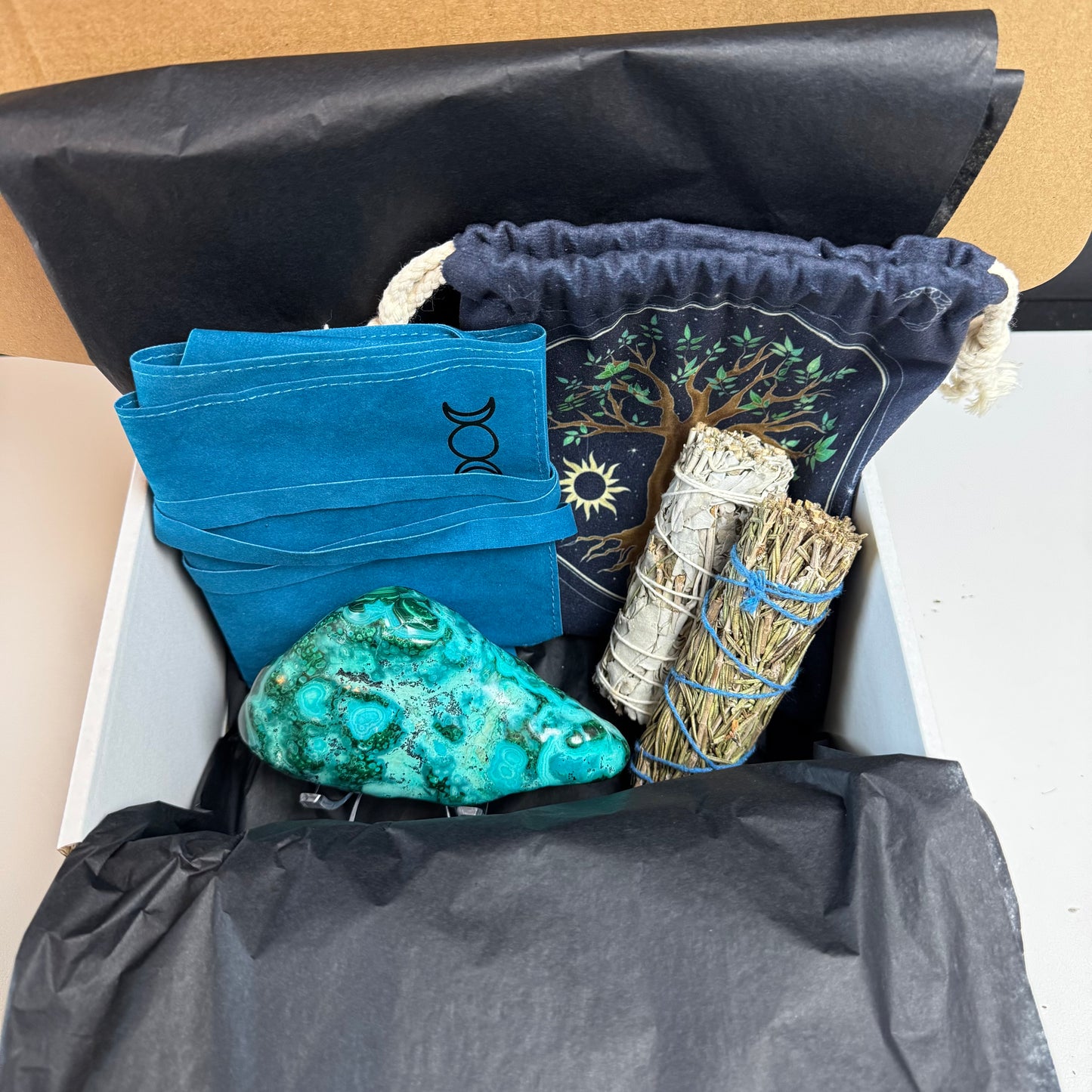 Malacholla Free Form Statement Piece Gift Set - Opt. I
