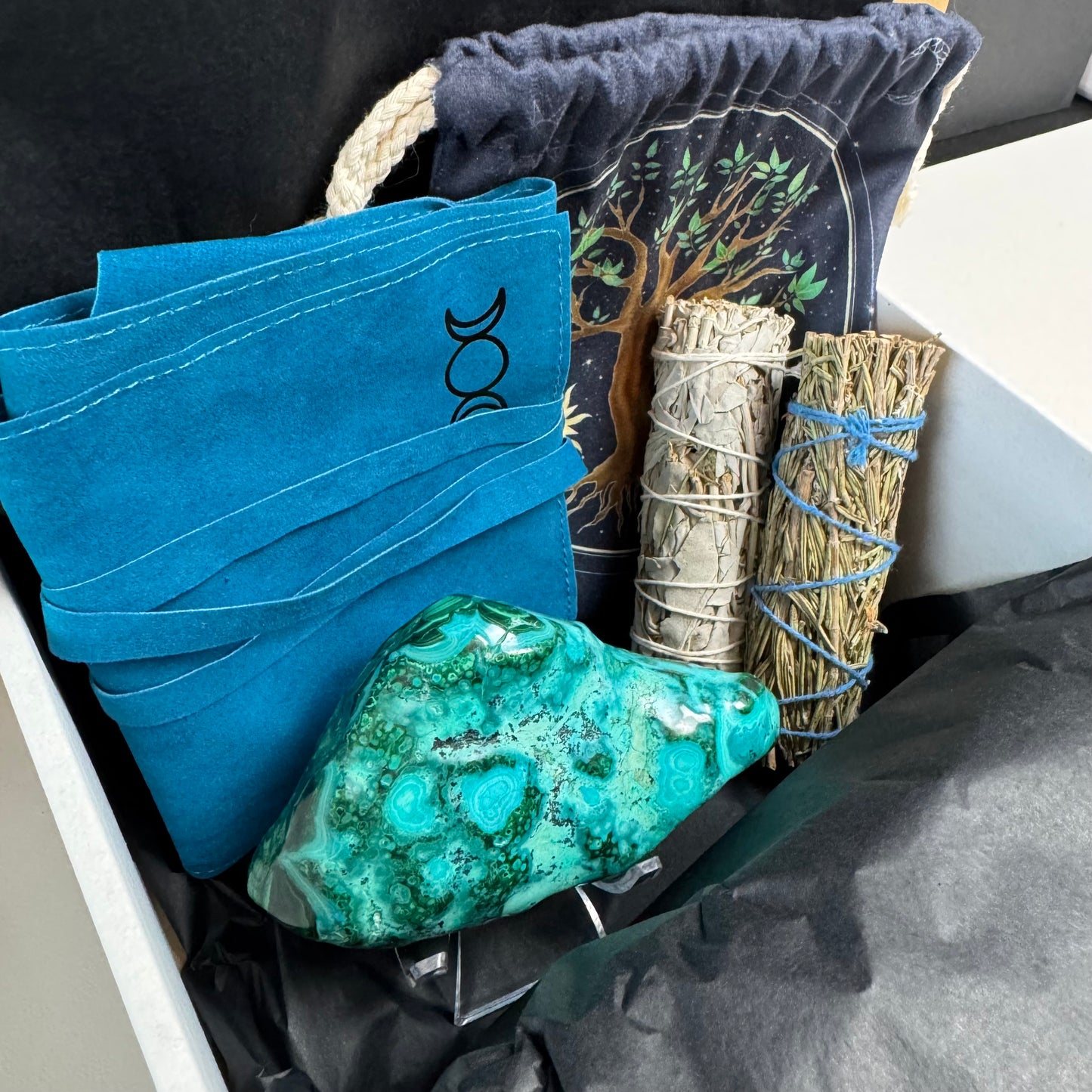 Malacholla Free Form Statement Piece Gift Set - Opt. I