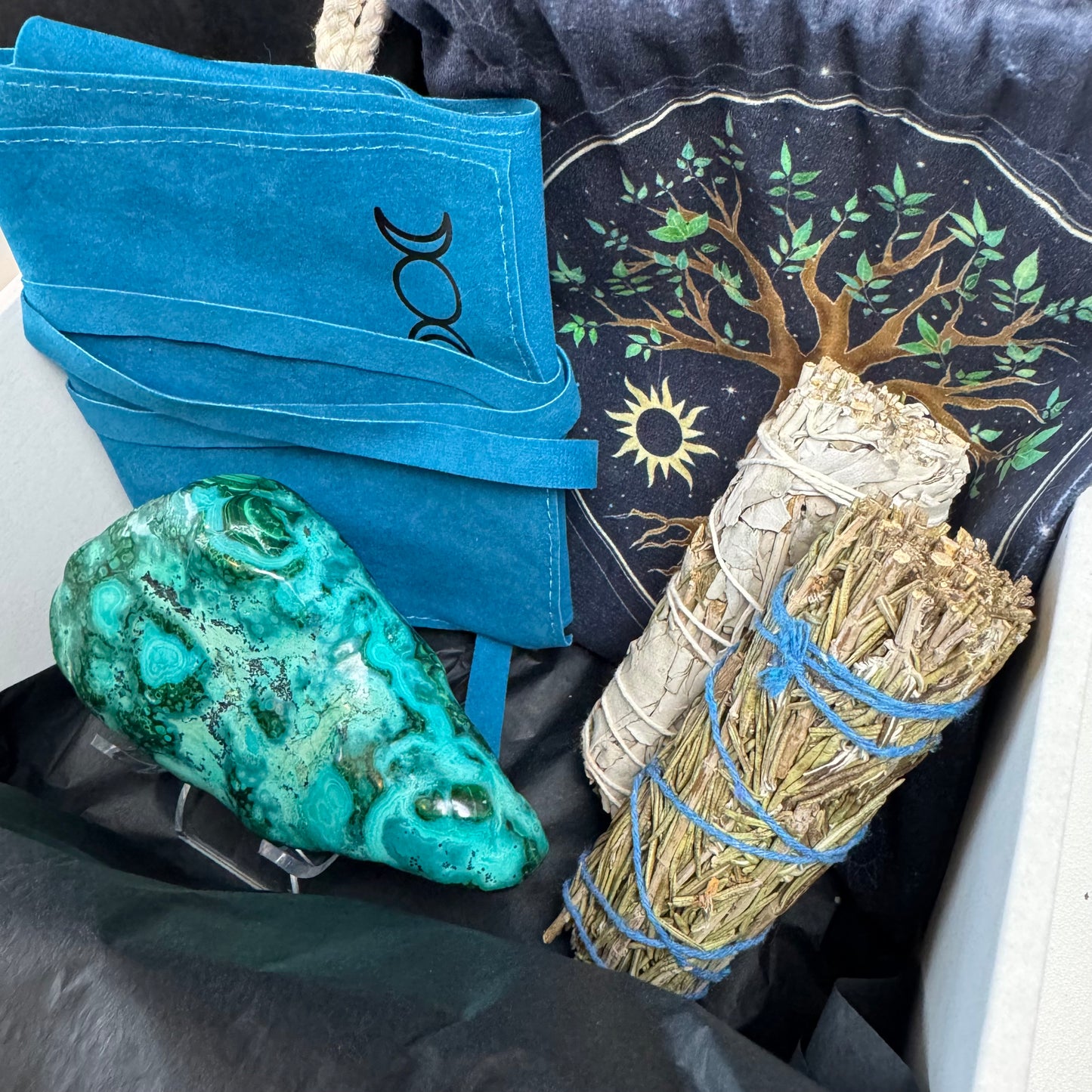 Malacholla Free Form Statement Piece Gift Set - Opt. I